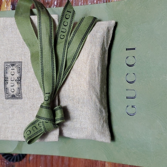Authentic Gucci wallet - Picture 11 of 12